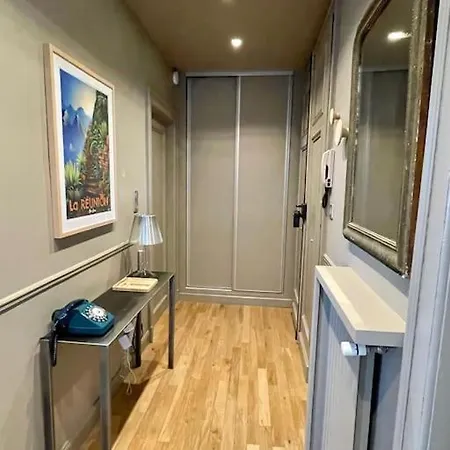 Apartment Appart Cosy 55m2 Avec Balcon Proche Gare 2p